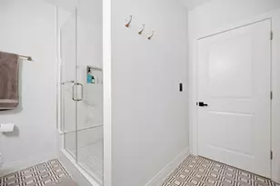 801 Village Center Dr, Burr Ridge, IL 60527 - Photo 8