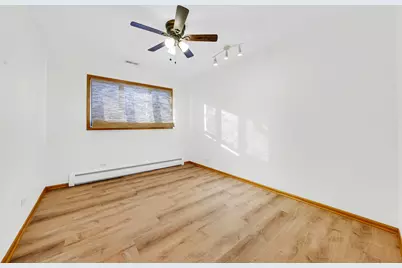 2226 Shannondale Road, Libertyville, IL 60048 - Photo 12
