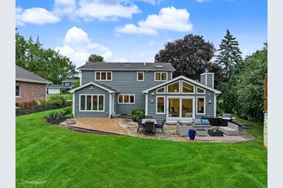 26W355 Blackhawk Drive, Wheaton, IL 60189 - Photo 2