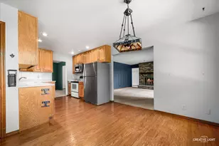 1930 Stephen St, Aurora, IL 60502 - Photo 18