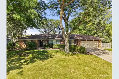 1930 Stephen Street, Aurora, IL 60502 - Photo 2