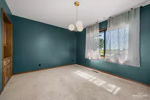 1930 Stephen St, Aurora, IL 60502 - Photo 8