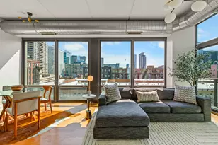 [Address not provided], Chicago, IL 60661 - Photo 6
