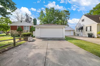 17606 N Burnham Avenue, Lansing, IL 60438 - Photo 8