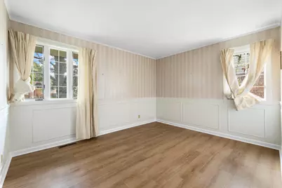 17606 N Burnham Avenue, Lansing, IL 60438 - Photo 2