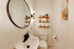 1235 W George St, Chicago, IL 60657 - Photo 14
