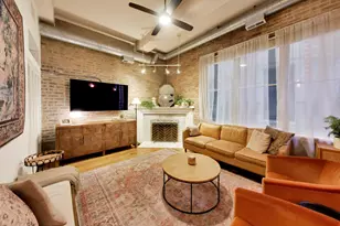 1235 W George St, Chicago, IL 60657 - Photo 6