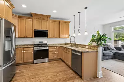 195 N Hickory Avenue, Arlington Heights, IL 60004 - Photo 6