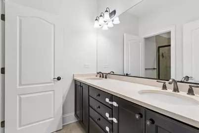195 N Hickory Avenue, Arlington Heights, IL 60004 - Photo 14