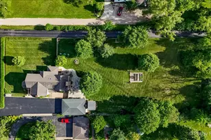 4N260 Walter Rd, Addison, IL 60101 - Photo 4