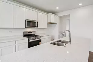 14819 S Parkview Dr, Plainfield, IL 60544 - Photo 8