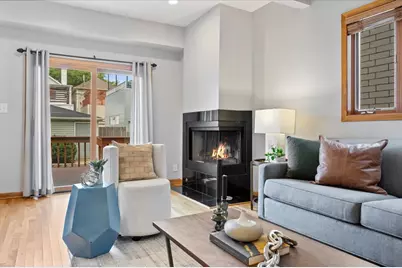 1930 W Wolfram Street, Chicago, IL 60657 - Photo 14
