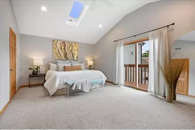 1930 W Wolfram Street, Chicago, IL 60657 - Photo 16