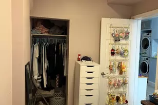 2937 S Keeley St, Chicago, IL 60608 - Photo 6