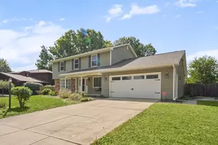 2303 Galen Dr, Champaign, IL 61821 - Photo 4