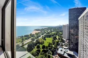 5455 N Sheridan Rd, Chicago, IL 60640 - Photo 12