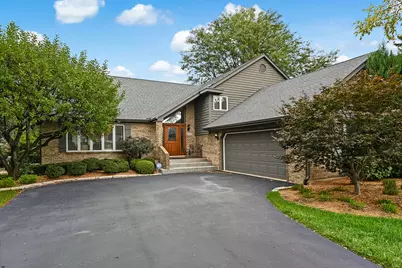1804 Woodview Court, Darien, IL 60561 - Photo 2