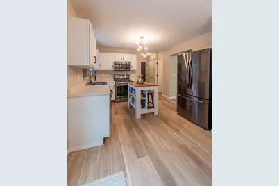 850 Fieldcrest Drive, Byron, IL 61010 - Photo 10