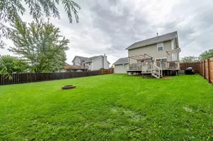 850 Fieldcrest Dr, Byron, IL 61010 - Photo 30
