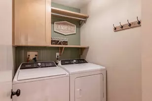 850 Fieldcrest Dr, Byron, IL 61010 - Photo 14