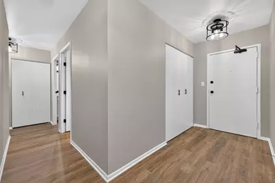 120 Lakeview Drive #208, Bloomingdale, IL 60108 - Photo 18