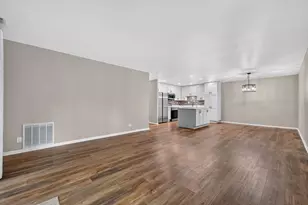 120 Lakeview Dr, Bloomingdale, IL 60108 - Photo 16