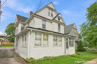330 N County Street, Waukegan, IL 60085 - Photo 2