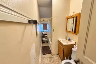2817 E 76th Pl, Chicago, IL 60649 - Photo 4