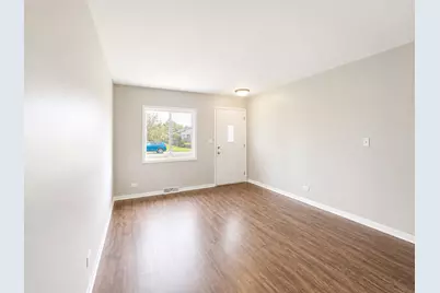 632 Anita Avenue, Antioch, IL 60002 - Photo 2