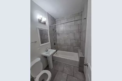 4926 W Rice Street #2, Chicago, IL 60651 - Photo 8