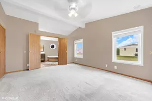 386 Buttercup Ln, Matteson, IL 60443 - Photo 16