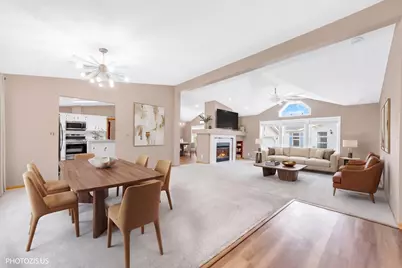 386 Buttercup Lane, Matteson, IL 60443 - Photo 2