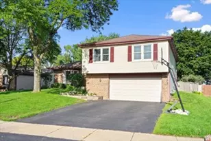 1434 Coral Reef Way, Lake Zurich, IL 60047 - Photo 2