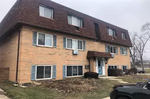 1201 E Long Valley Dr, Palatine, IL 60074 - Photo 1