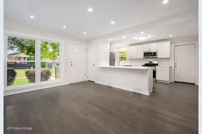 9136 S Union Avenue, Chicago, IL 60620 - Photo 4