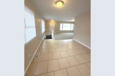 796 E 163rd Street, South Holland, IL 60473 - Photo 6