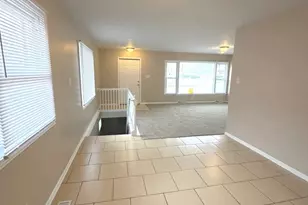 796 E 163rd St, South Holland, IL 60473 - Photo 6