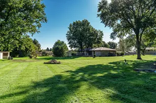 1602 Plaza Dr, Rockford, IL 61108 - Photo 12