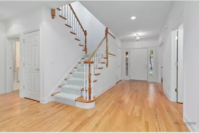 707 S Windsor Court, Lake Forest, IL 60045 - Photo 8