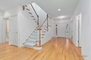 707 S Windsor Ct, Lake Forest, IL 60045 - Photo 8