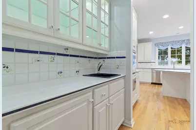 707 S Windsor Court, Lake Forest, IL 60045 - Photo 12