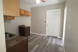 7811 S Champlain Ave, Chicago, IL 60619 - Photo 6