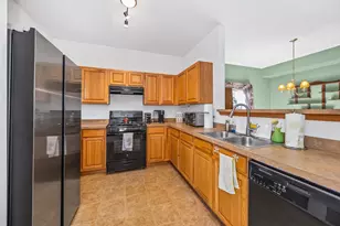 103 Enclave Cir, Bolingbrook, IL 60440 - Photo 6