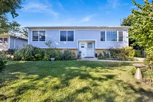 3118 Everglade Ave, Woodridge, IL 60517 - Photo 1