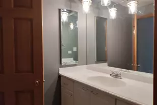 2 Cour La Salle, Palos Hills, IL 60465 - Photo 20