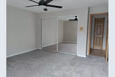 2 Cour Lasalle, Palos Hills, IL 60465 - Photo 22