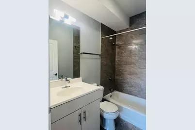 1750 W Cermak Road #2, Chicago, IL 60608 - Photo 16