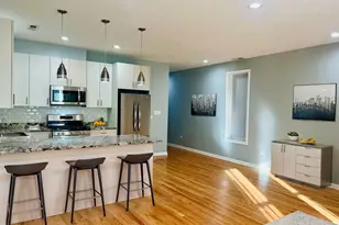 1750 W Cermak Rd, Chicago, IL 60608 - Photo 2