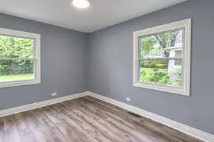 1419 Jefferson Streets, Lake in the Hills, IL 60156 - Photo 16