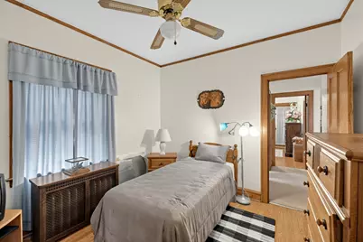 2645 N Mobile Avenue, Chicago, IL 60639 - Photo 12